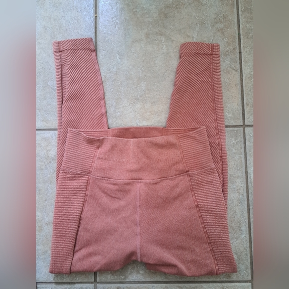 Offline by aerie leggings - Picture 4 of 4